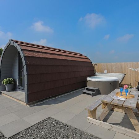 Nebo Pod Vila Bodewryd Exterior foto